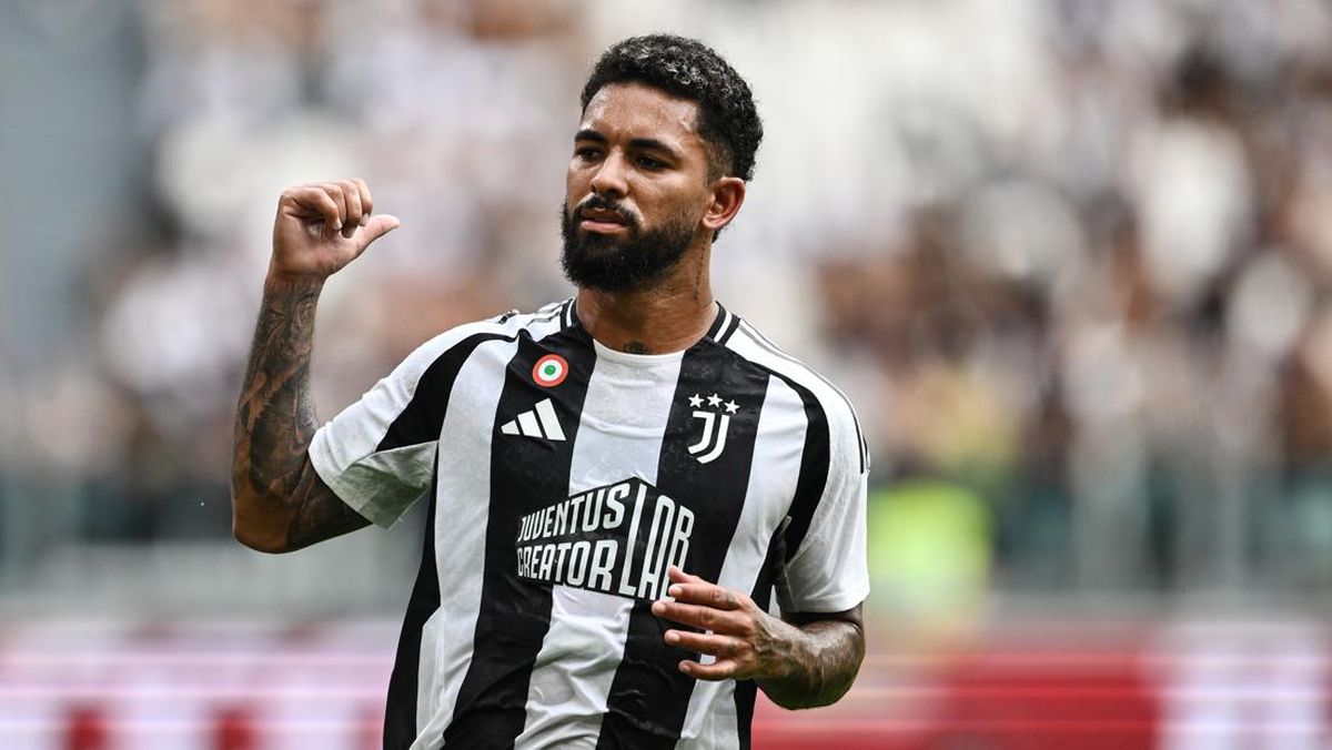 Douglas Luiz jersey juventus Loyalitas