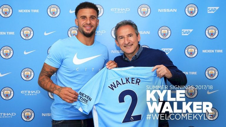Kyle Walker pulang ke man city