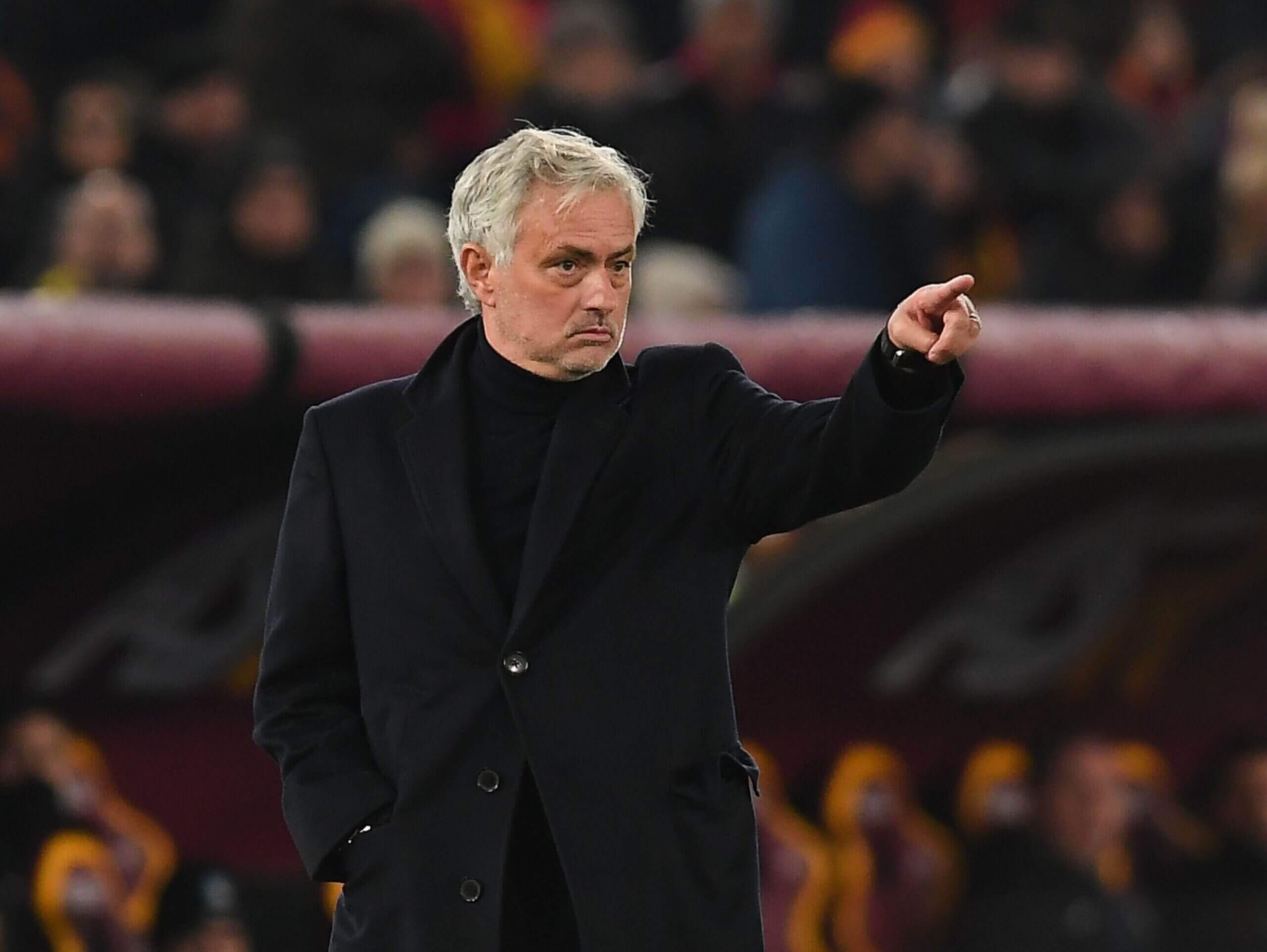 Mourinho Kirim Salam Menggetarkan