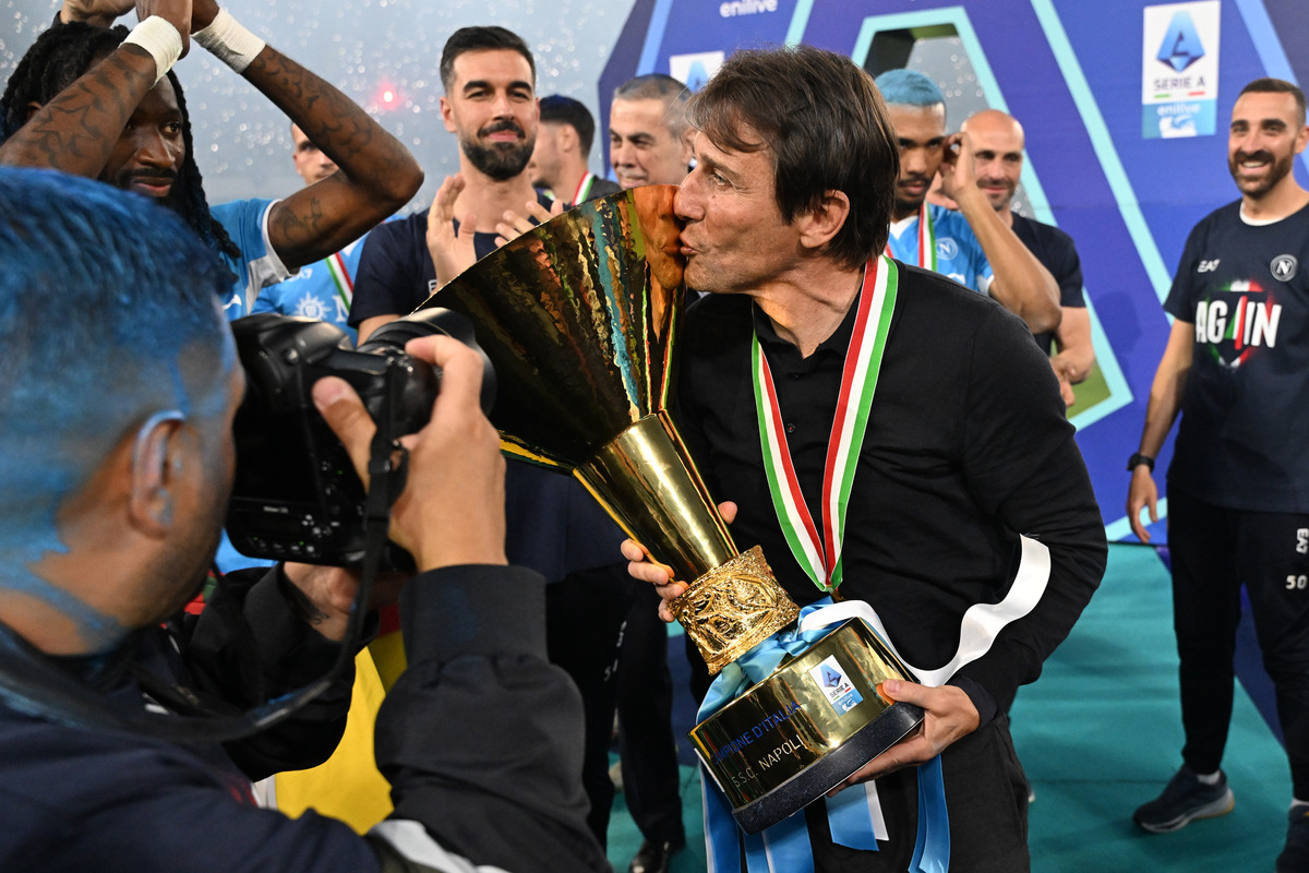 Warisan Conte di Napoli